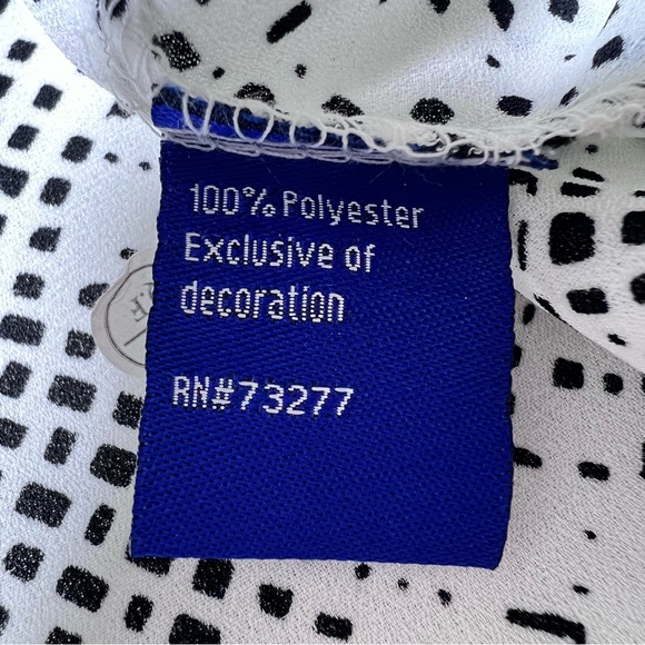 Apt. 9 Black and White Patterned Pleated Blouse - Picture 10 of 11